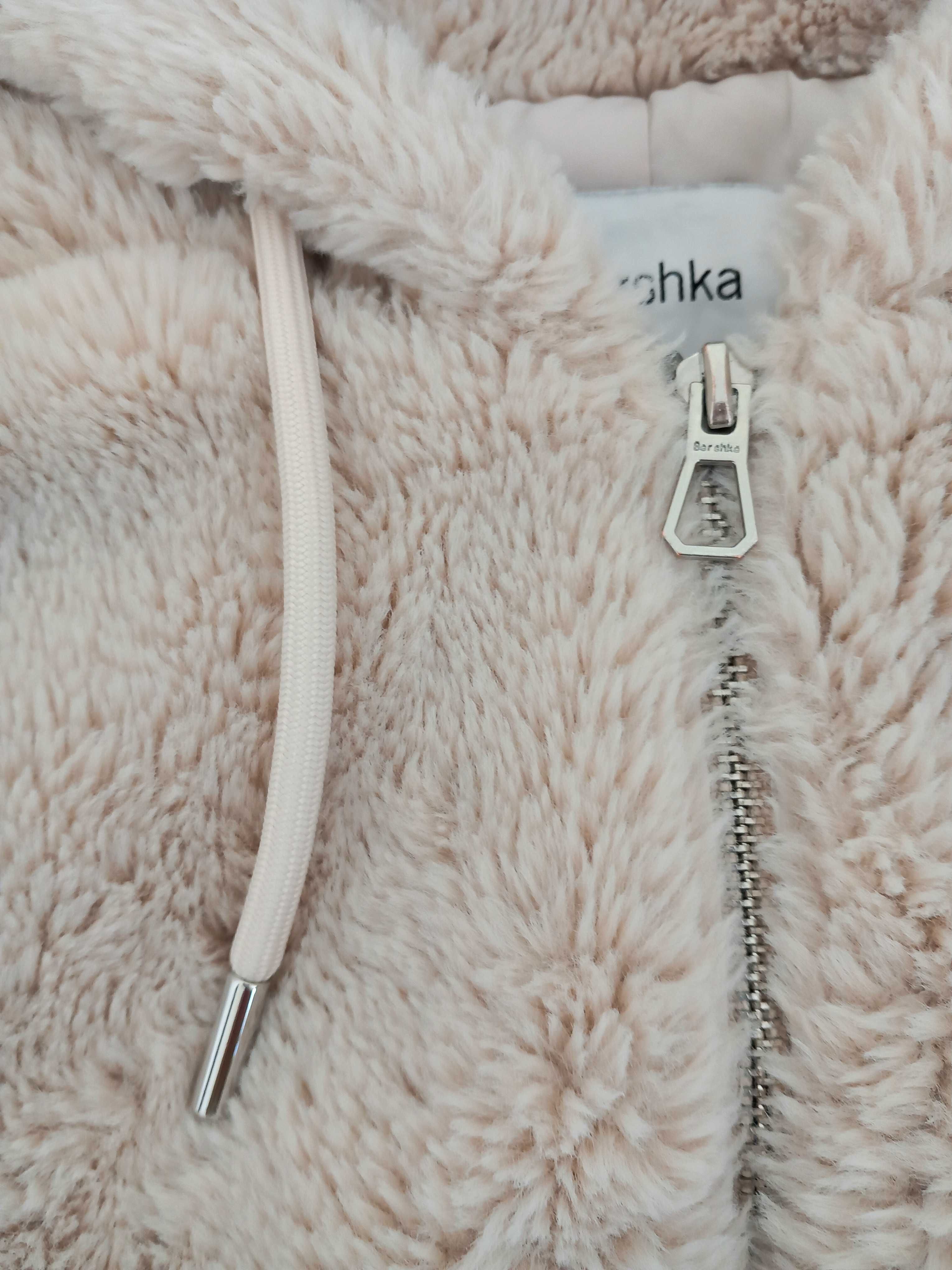 Дамско яке Bershka