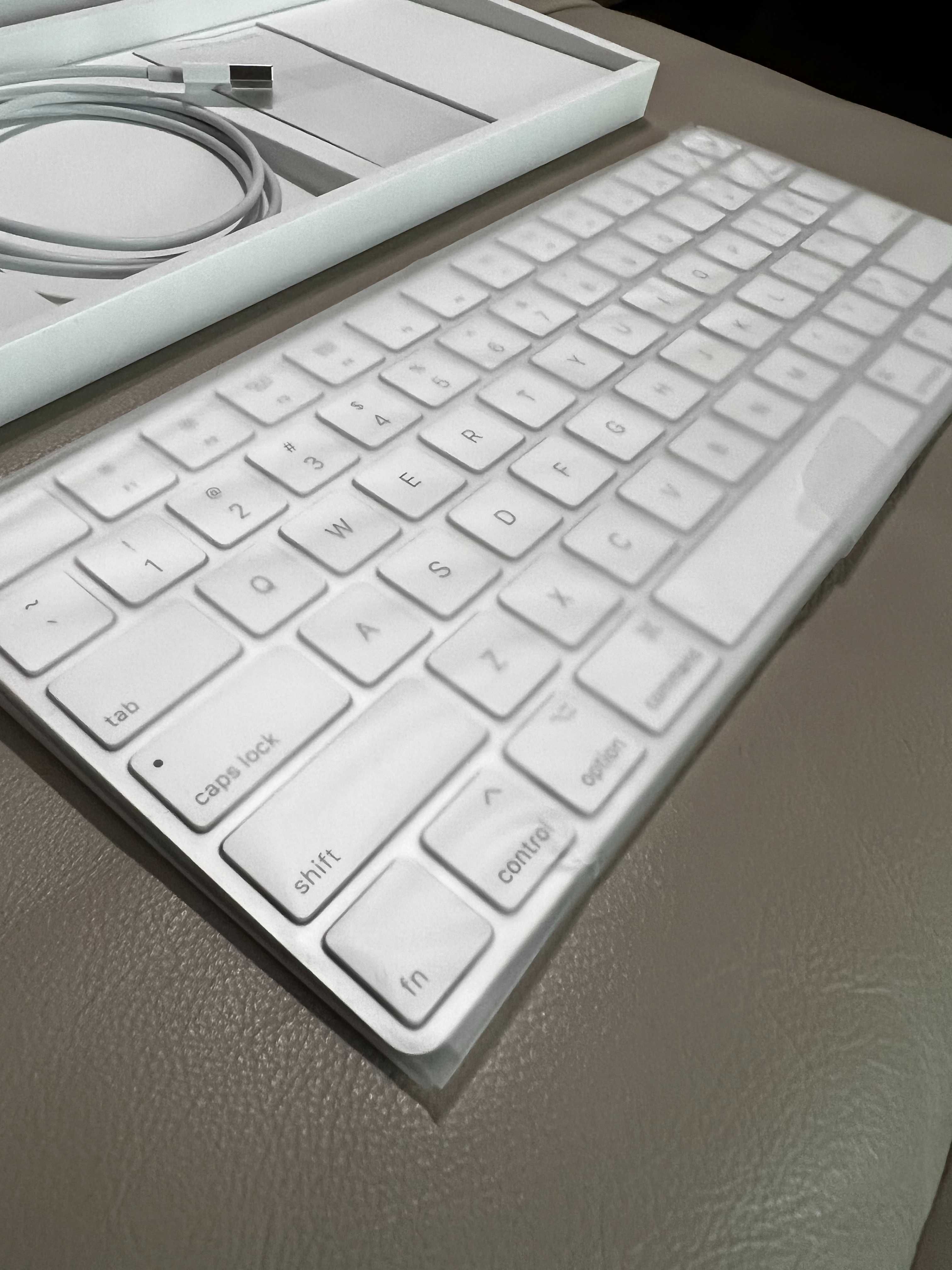 VAND Tastatura APPLE Magic Keyboard (MLA22LB/A)