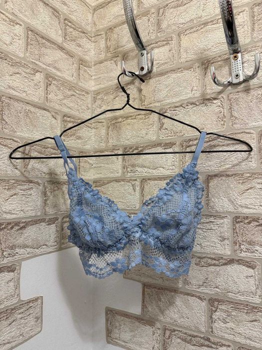 Stradivarius - Бюстие