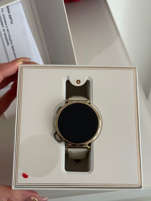 Смарт часовник Huawei GT5