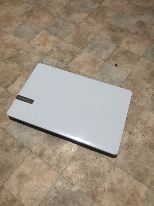 Ноутбук aser i3 проц озу 6гб nvidia отличный ноут