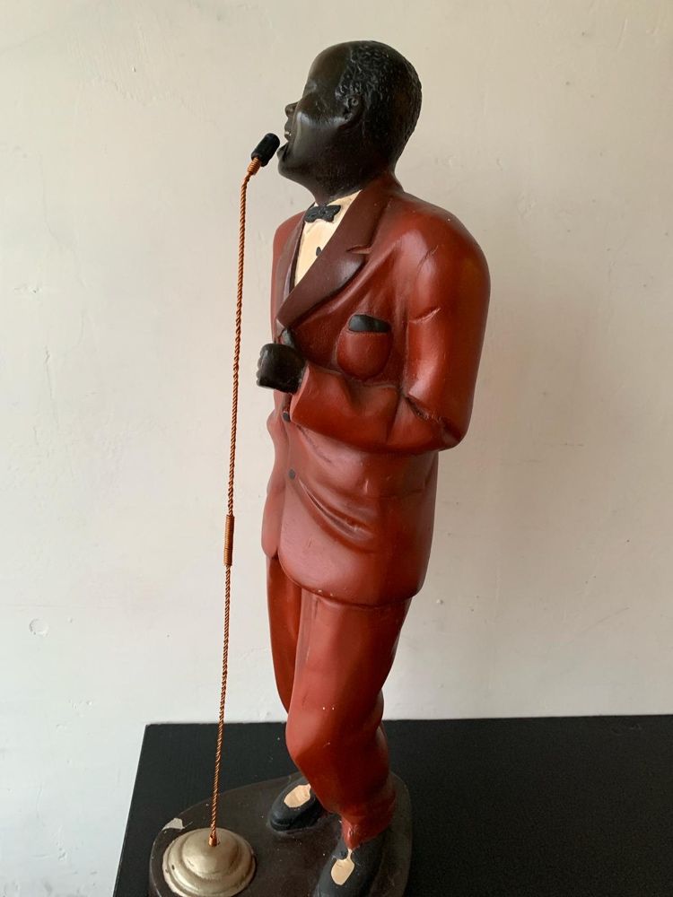 Statue veche Louis Armstrong