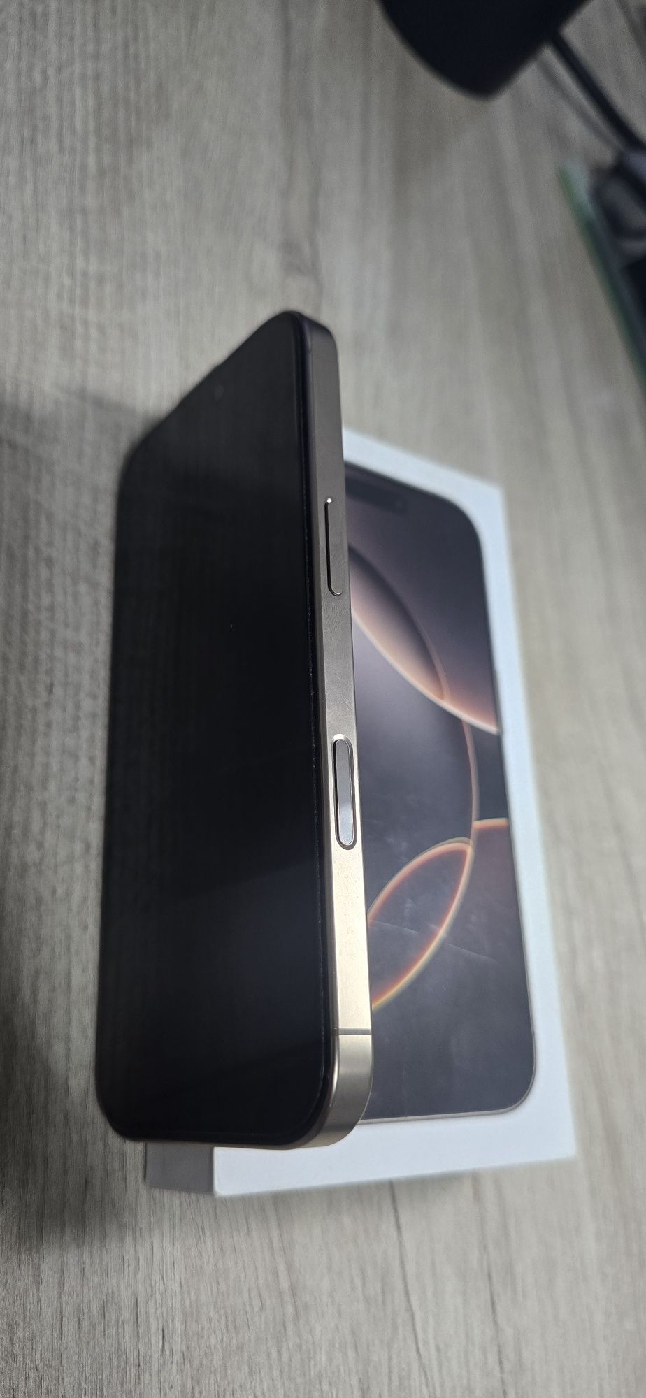 Iphone 16 pro desert 256gb