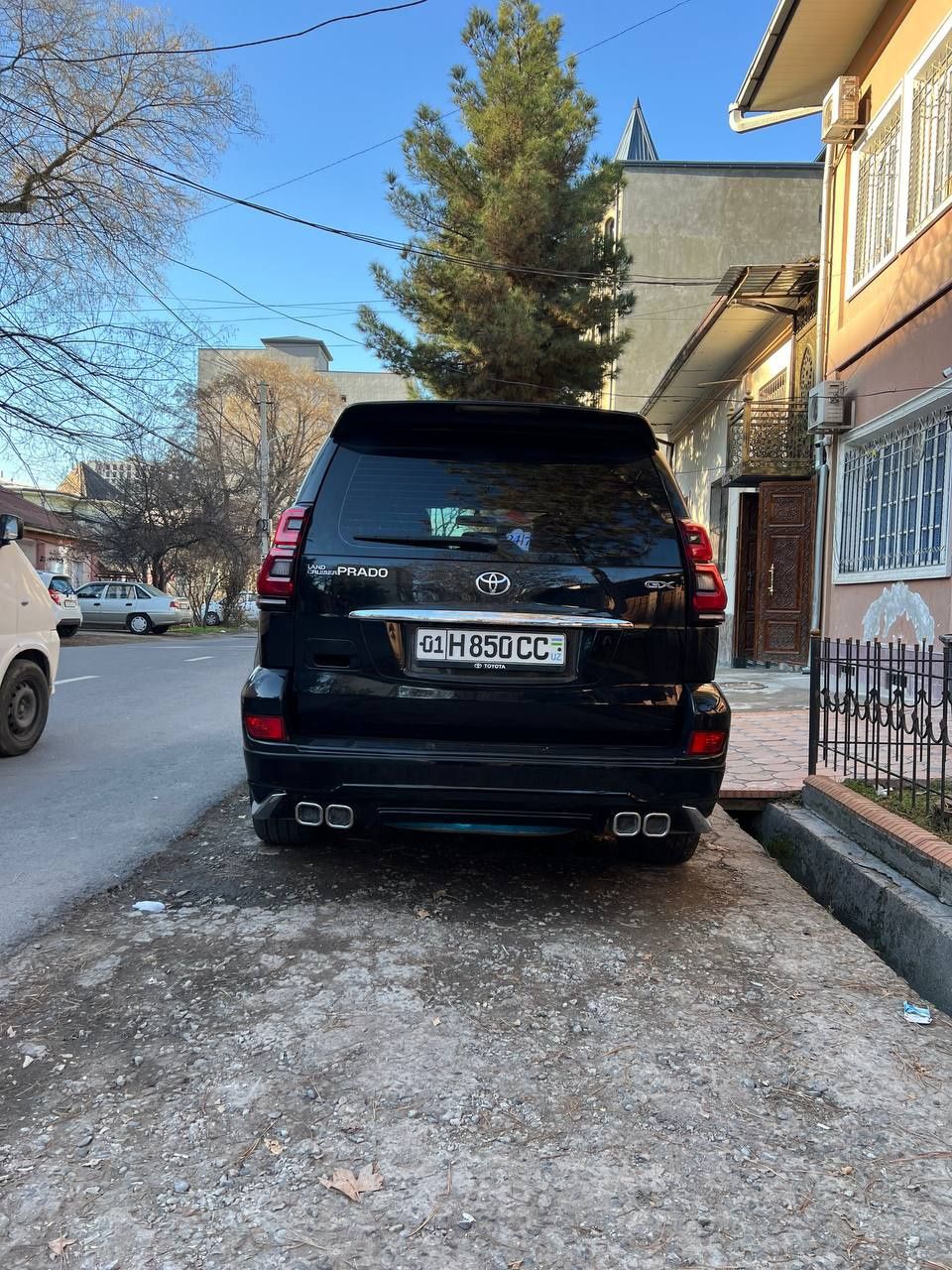 Toyota land cruiser prado