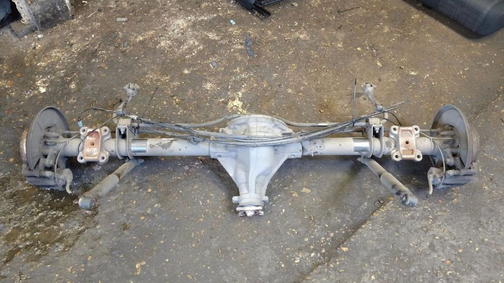 Punte Sprinter 37/9 2004 completa cu butuci dubla sau simpla