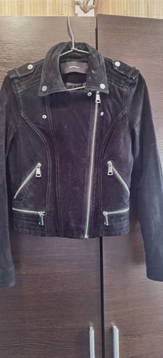 Geaca din piele intoarsa
