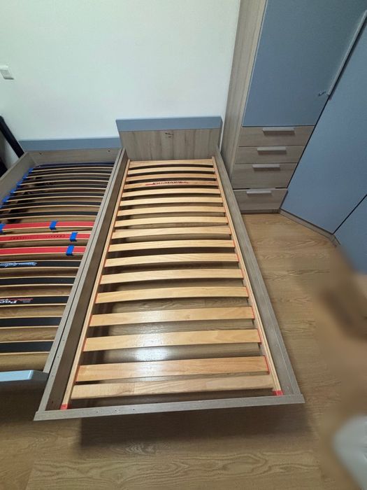 Легла с подматрачни и матрак