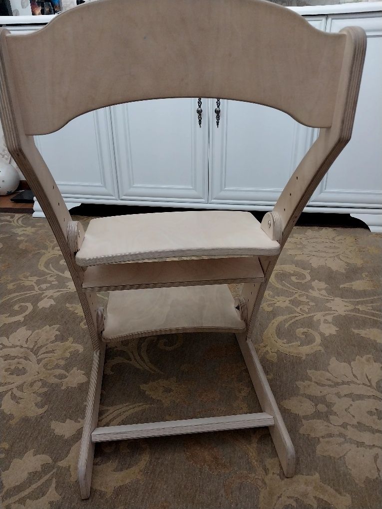 Продам растущий стул