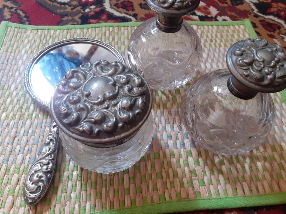 set trei vase cristal si alpaca si oglinda vechi, marca Ortasa Spain