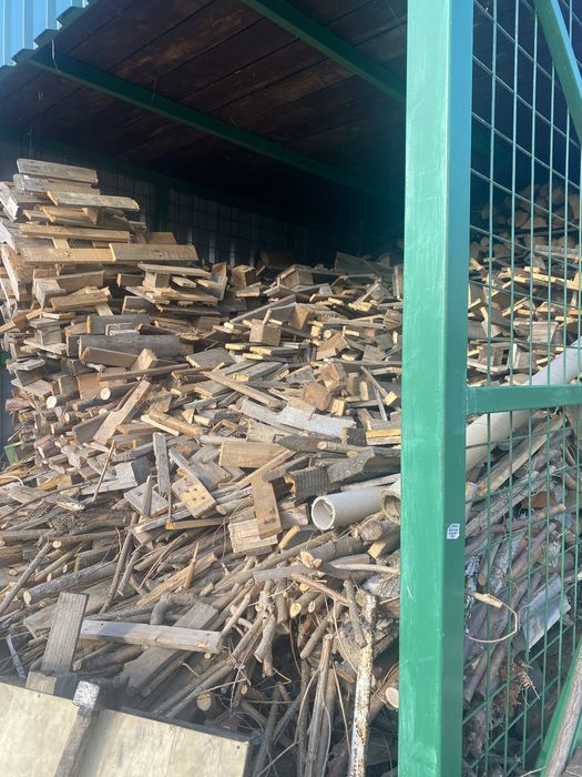 Lemn de foc din surplus