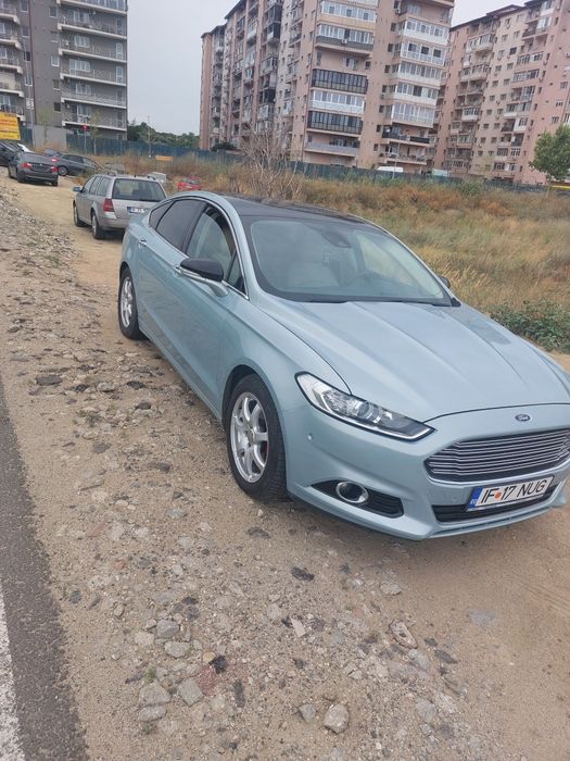 Ford mondeo  hybrid gpl (prius)