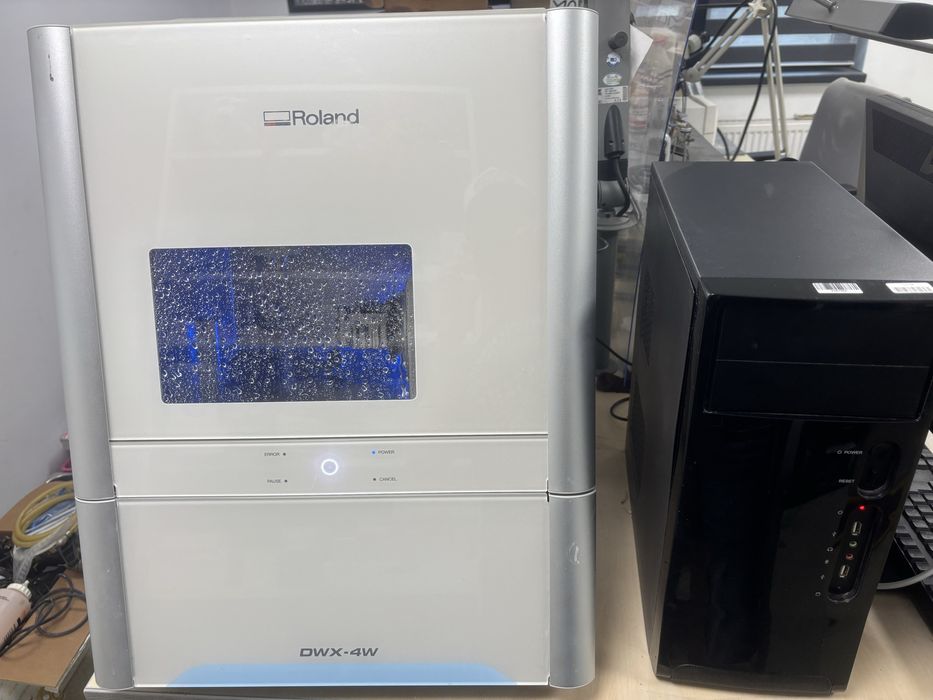 Pachet Masina frezat Roland si cuptor ivoclar cs