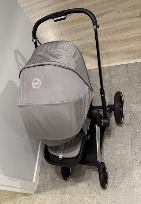 Cybex Priam 4 – sistem 3 în 1 Soho Grey