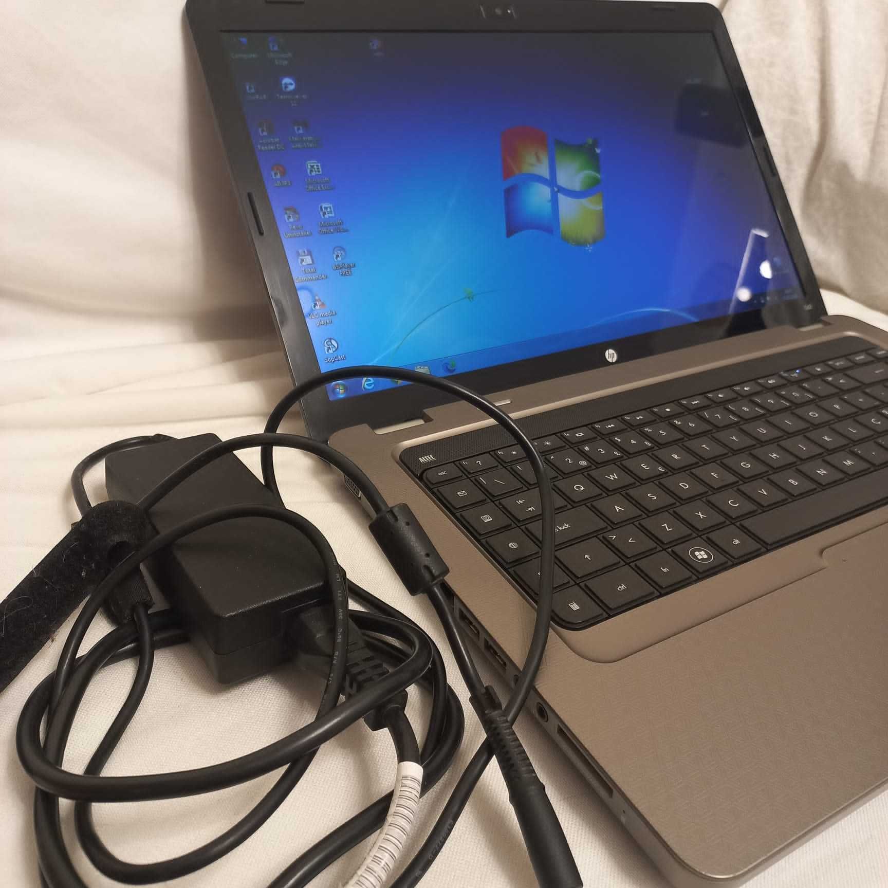 HP 15.6" Intel® i5 4 GB DDR3-SDRAM 320 GB Intel® Windows 7