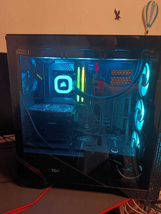 PC Gaming  High-End Intel i7-13700 32GB RAM 1.4 TB