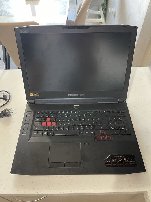 Лаптоп Acer Predator 17 инча