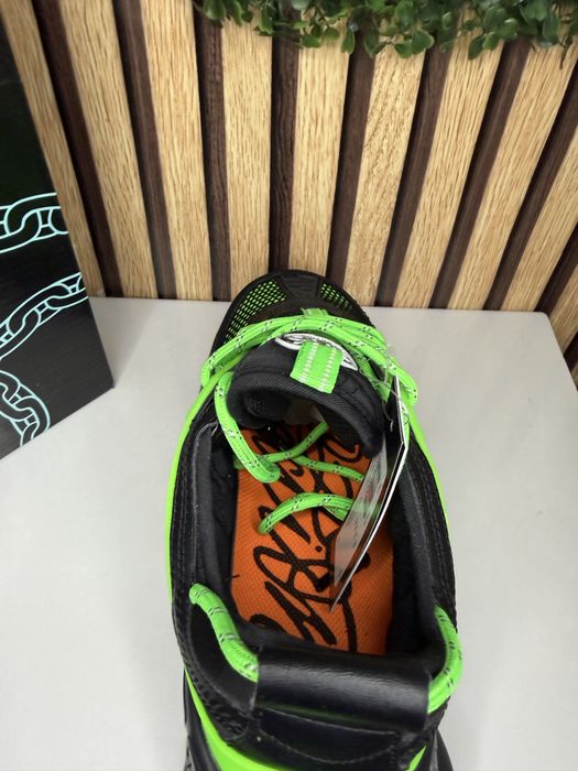 Versace Chain Reaction Black Green 42