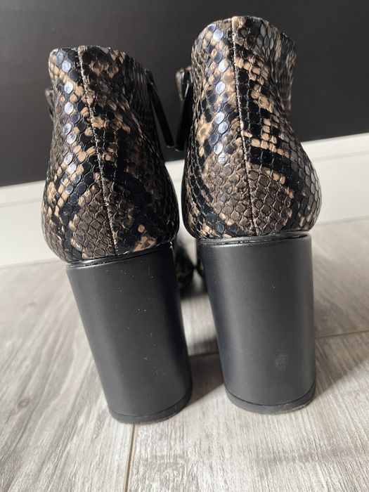 Боти Kendall+Kylie