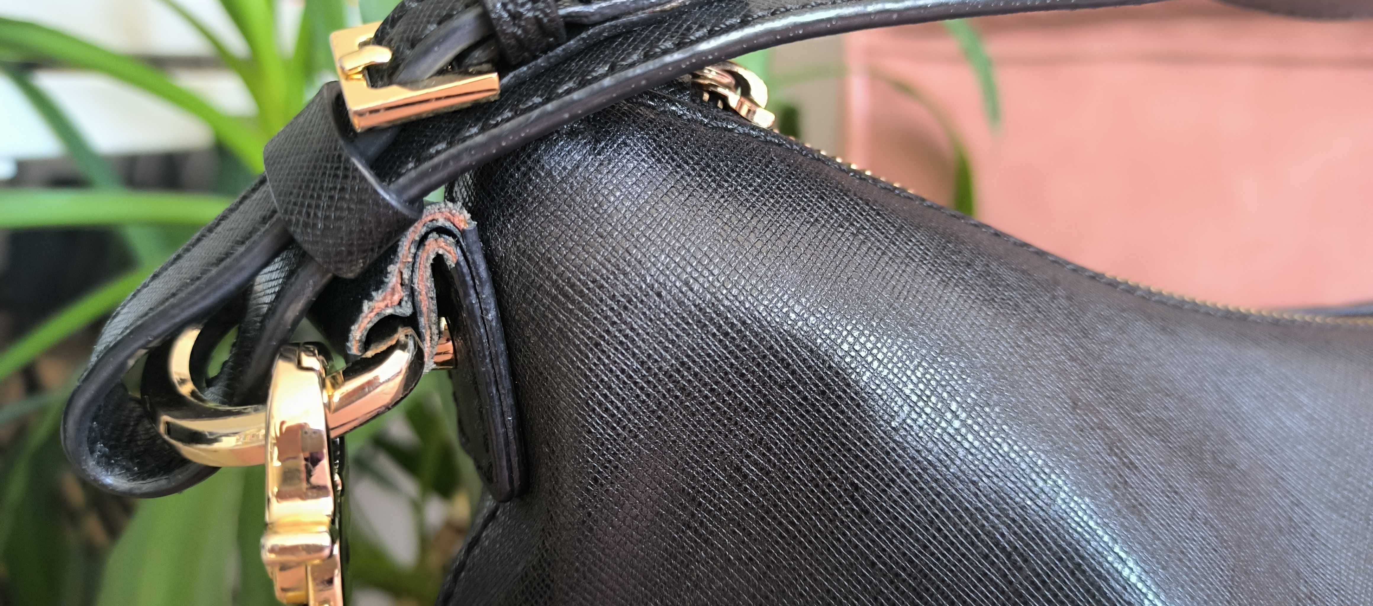 Coccinelle чанта