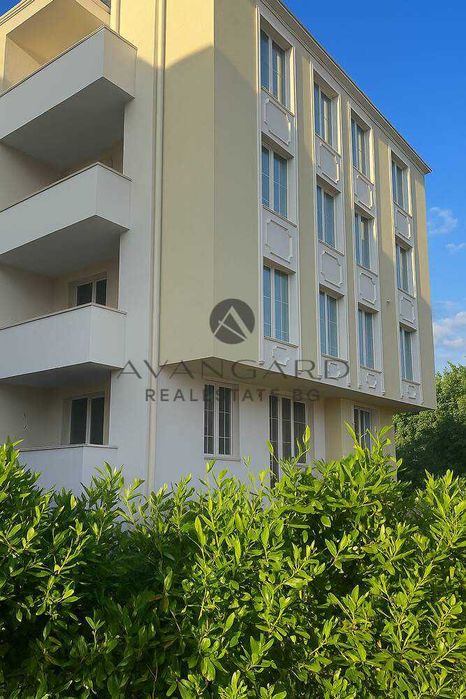 Продава се Двустаен апартамент в Пловдив, Христо Смирненски - 89 кв.м за 1651 €/кв.м - Снимка #2