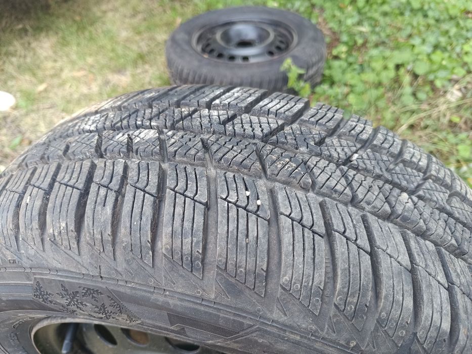 Зимни гуми 195/65/15