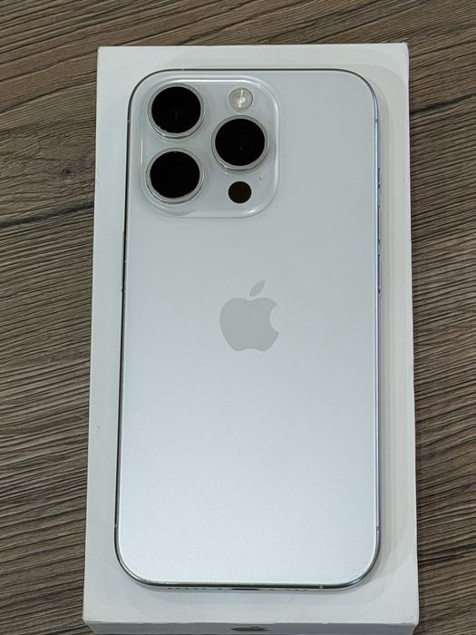 iPhone 15 Pro 256GB