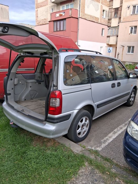 Opel Sintra 2000