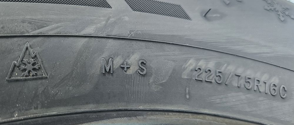 225/75 R16C, 121R (10 pliuri), FORTUNE Snowfun, Anvelope iarna M+S