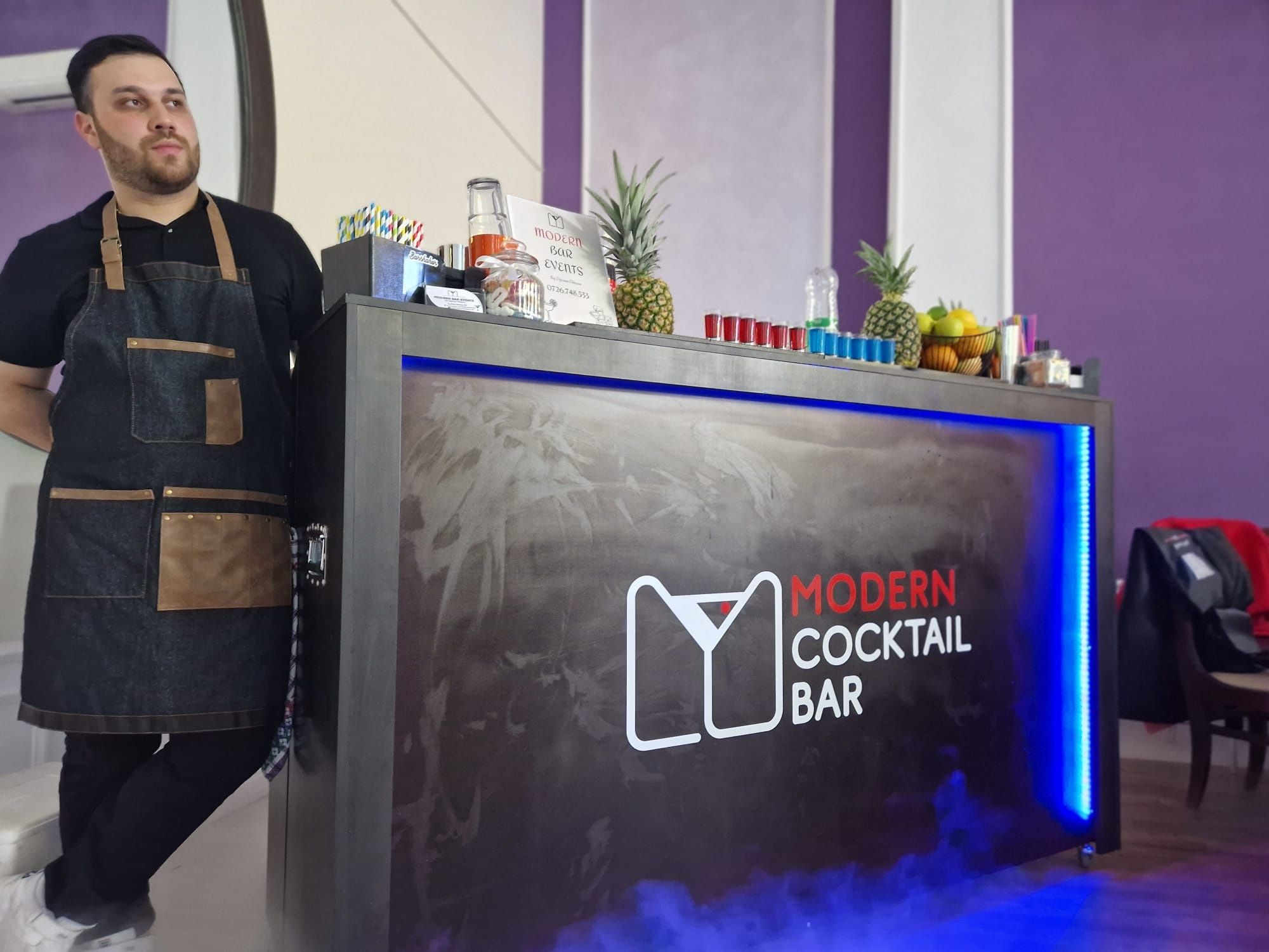 Cocktail Bar / Bar Mobil / Cigar Corner