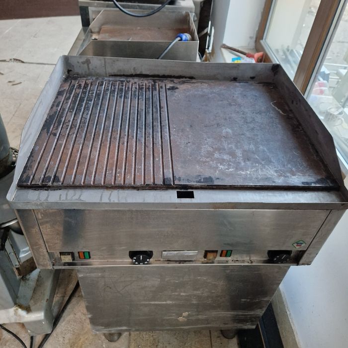 Gratar electric, Gratar roca vulcanica pe gaz, cu banc, din inox