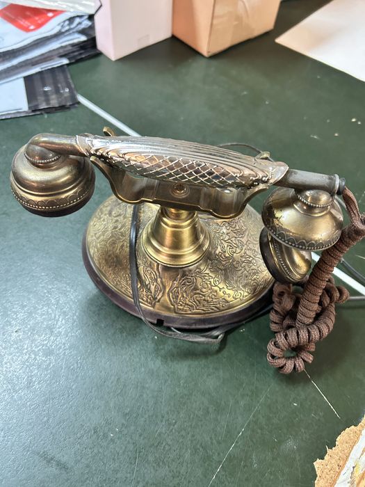 Telefon vintage într-o stare foarte buna