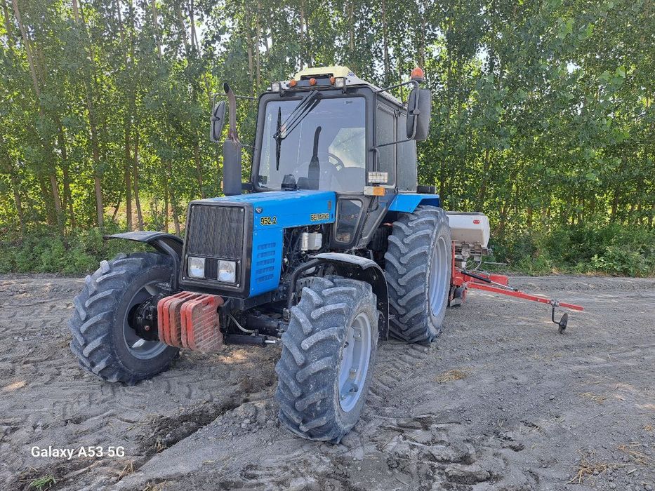 Belarus 952.2 xamajoyi radnoy yangi traktor