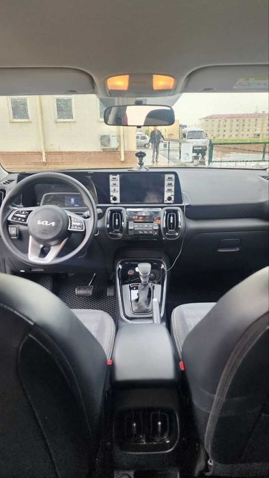 Kia Sonet 2 pozitsiya AT