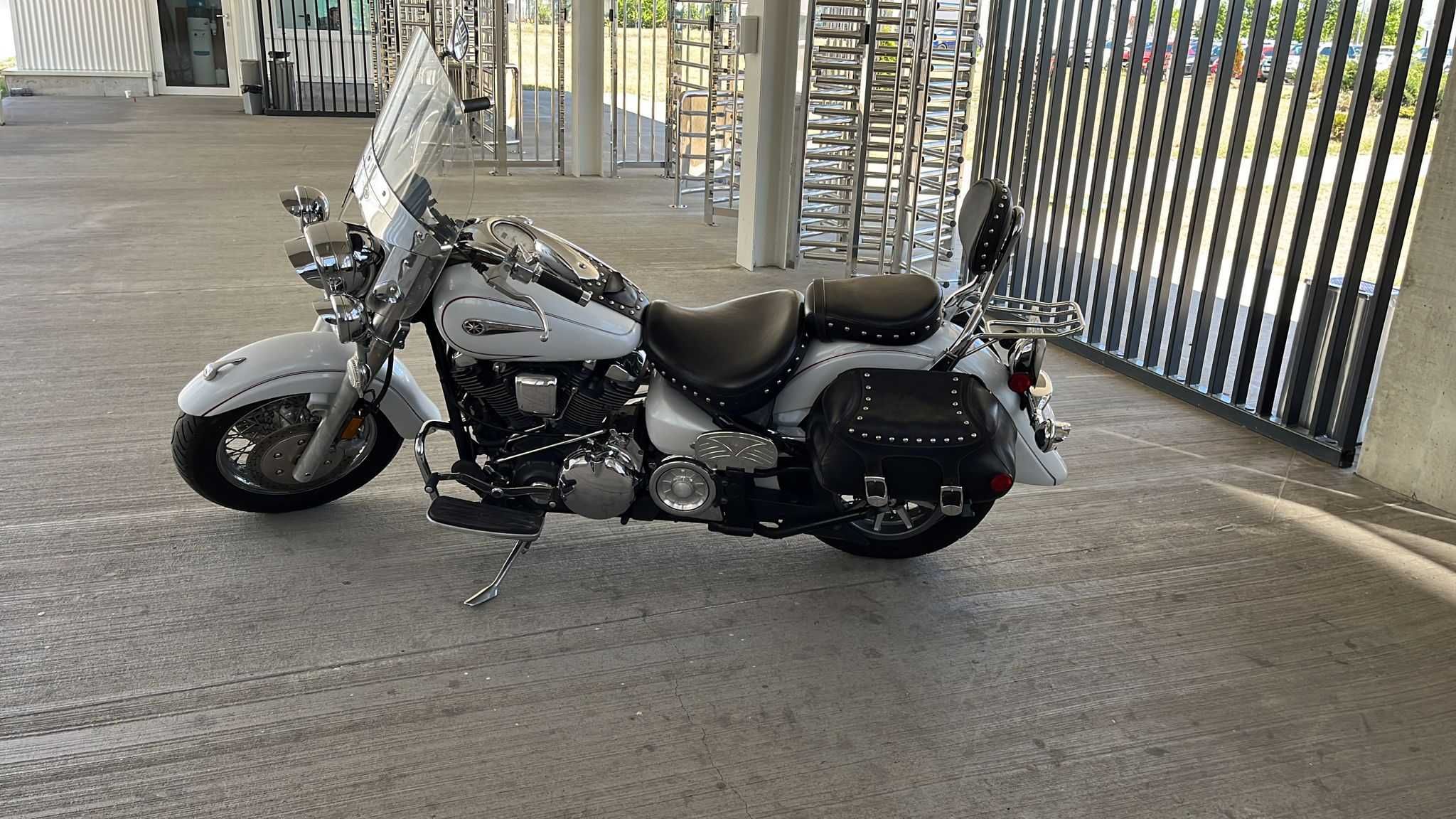 Yamaha xv 1700 roadstar silverado