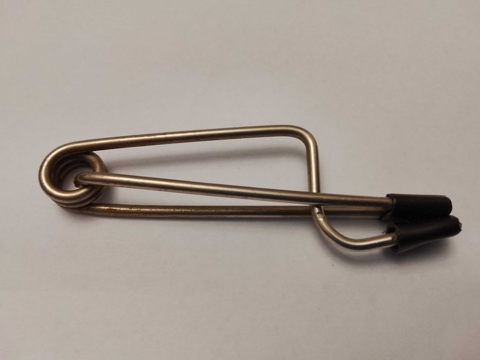 За соковарка.Щипка,оригинална,руска.С маркуч.Много важен аксесоар.