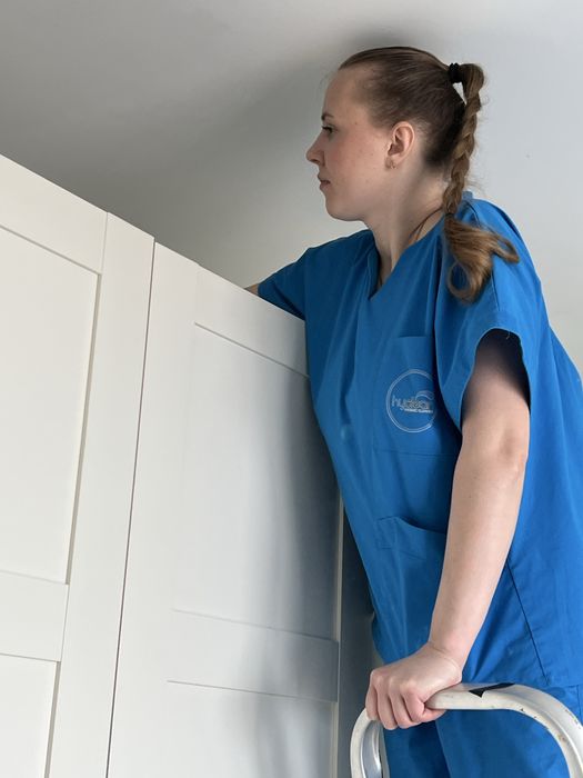 Firmă curățenie Constanța – generală, birouri, după constructor