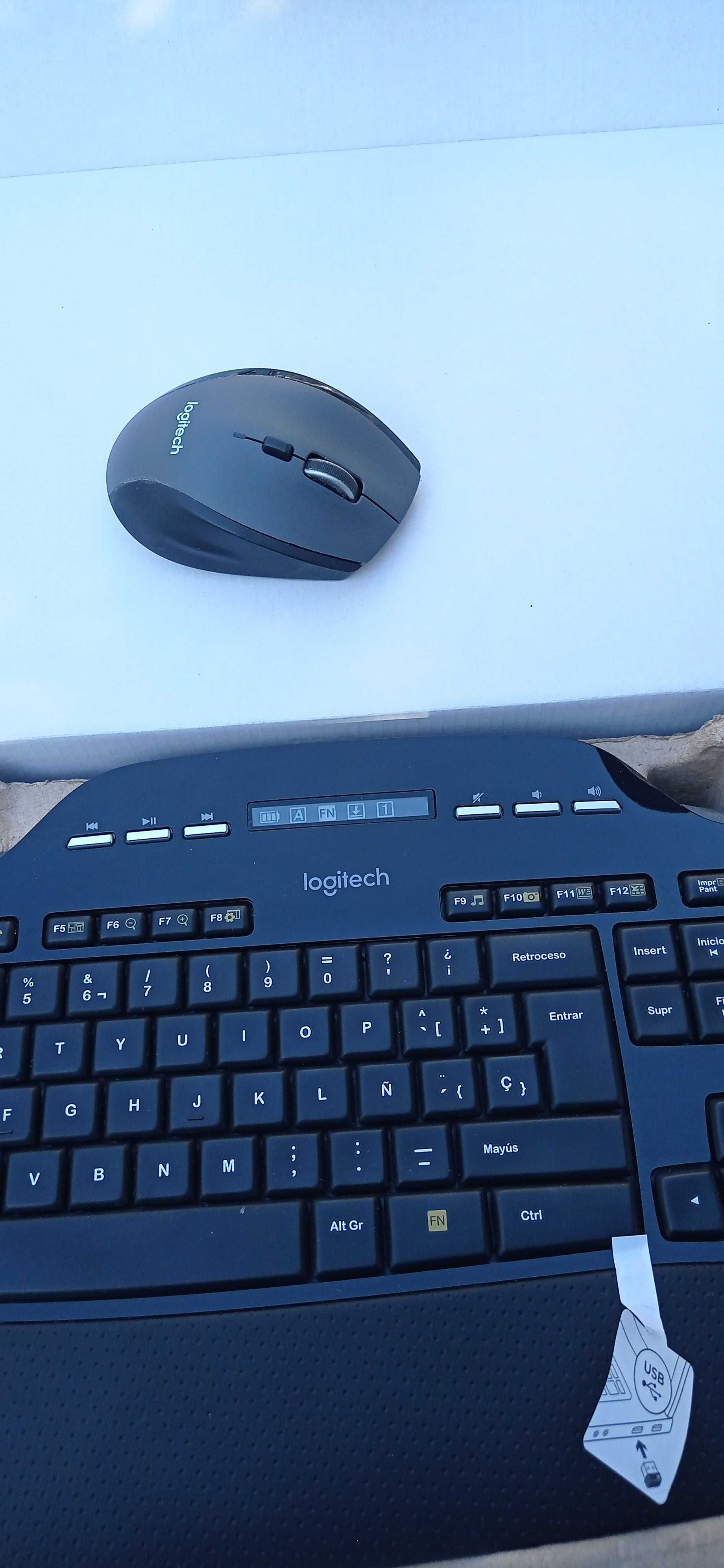 Kit periferice  TASTATURĂ ȘI MOUSE  Logitech  Wireless Desktop  MK710