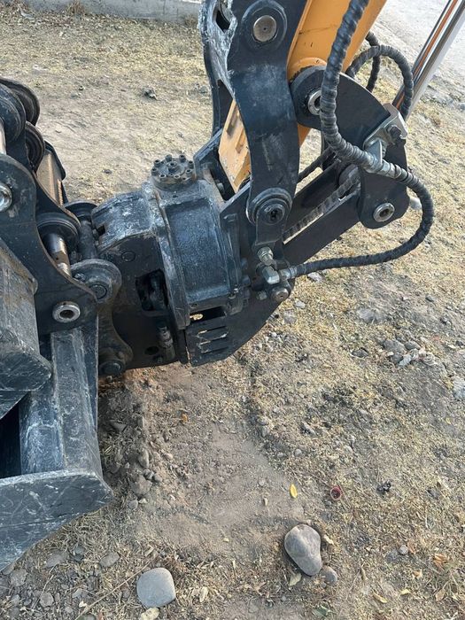 Adaptor 360* soliladi