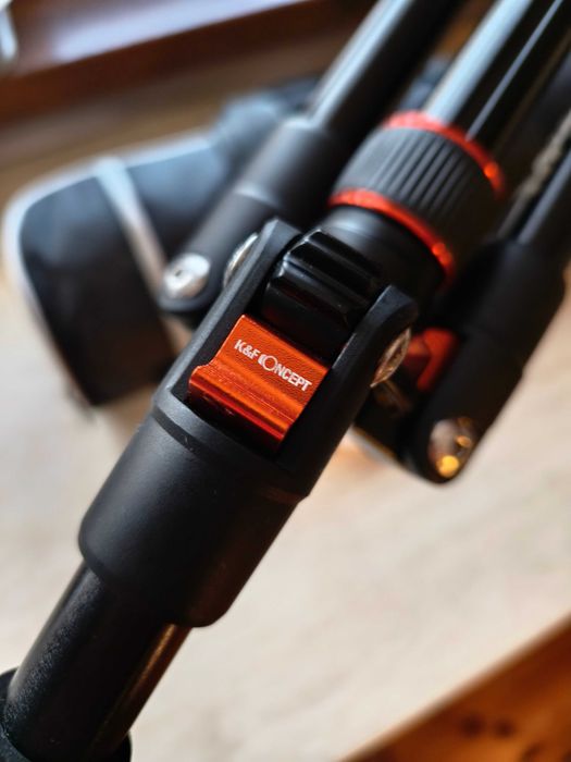 Sony a6100 + аксесоари