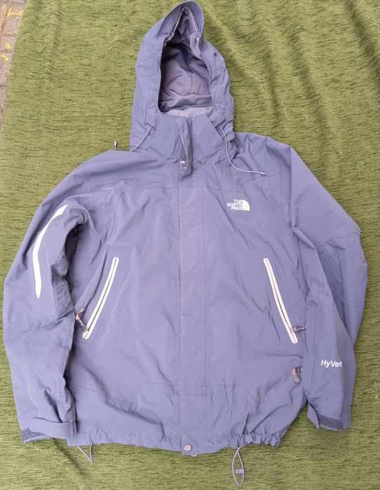 Vând geacă de bărbați The North Face!