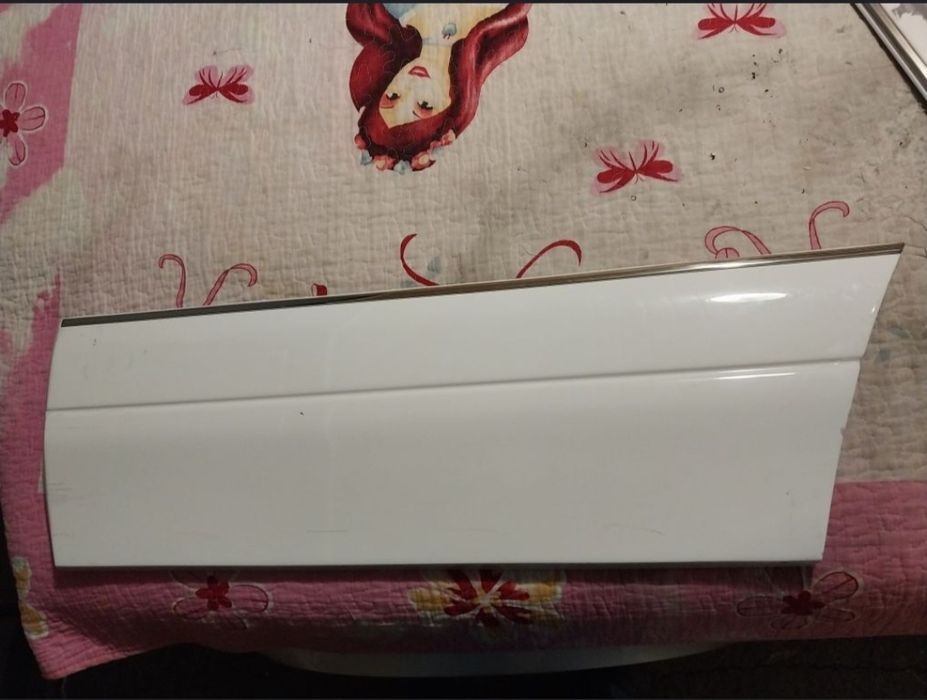 Накладка на заднюю дверь мерседес w140