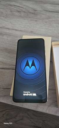 Motorola g54,telefonul este nou