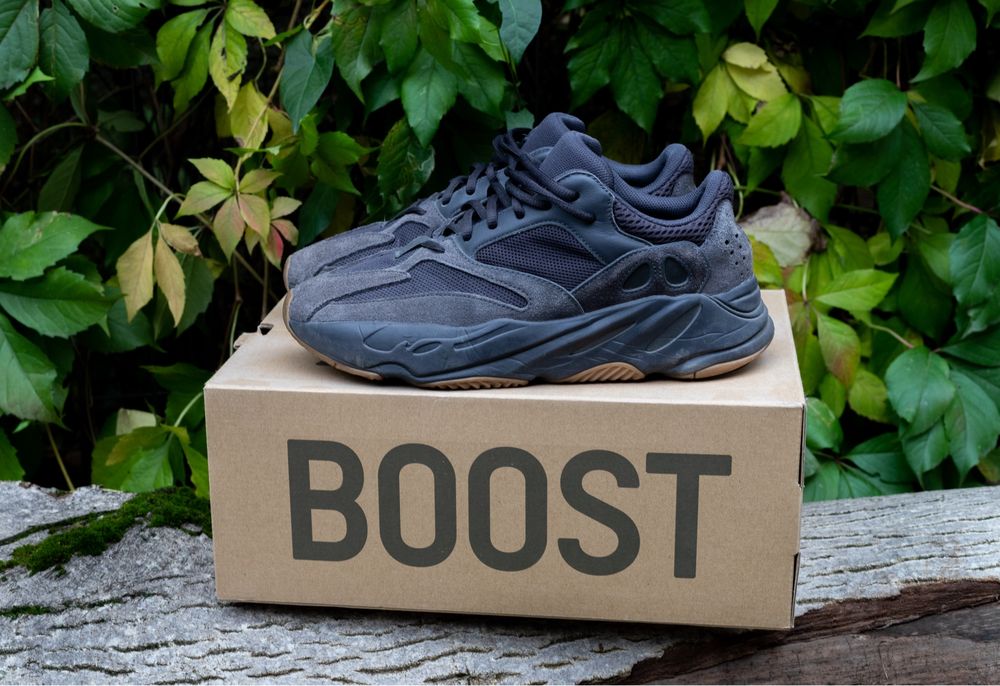 Yeezy Boost 700