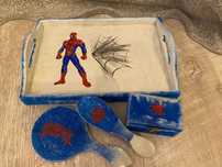 Set tavita mot Spiderman