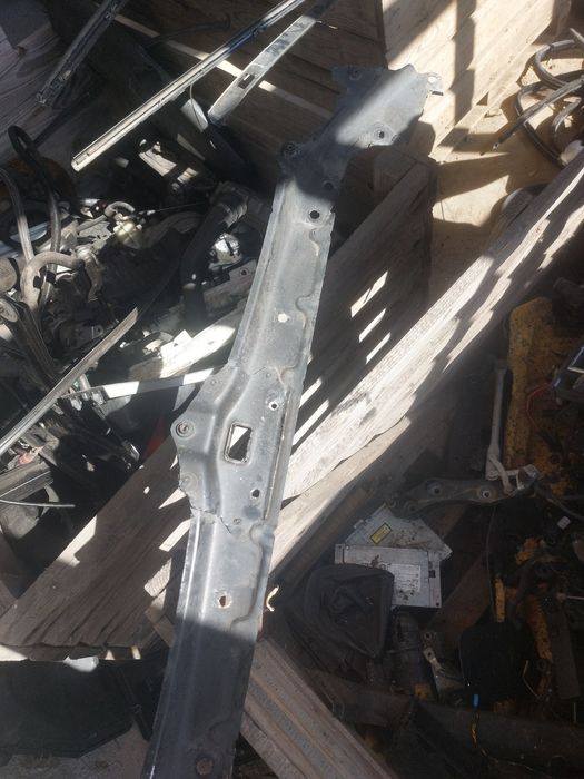 Греда радиатор Бмв е60 520д 177кс е61 bmw e60 e61 520d n47