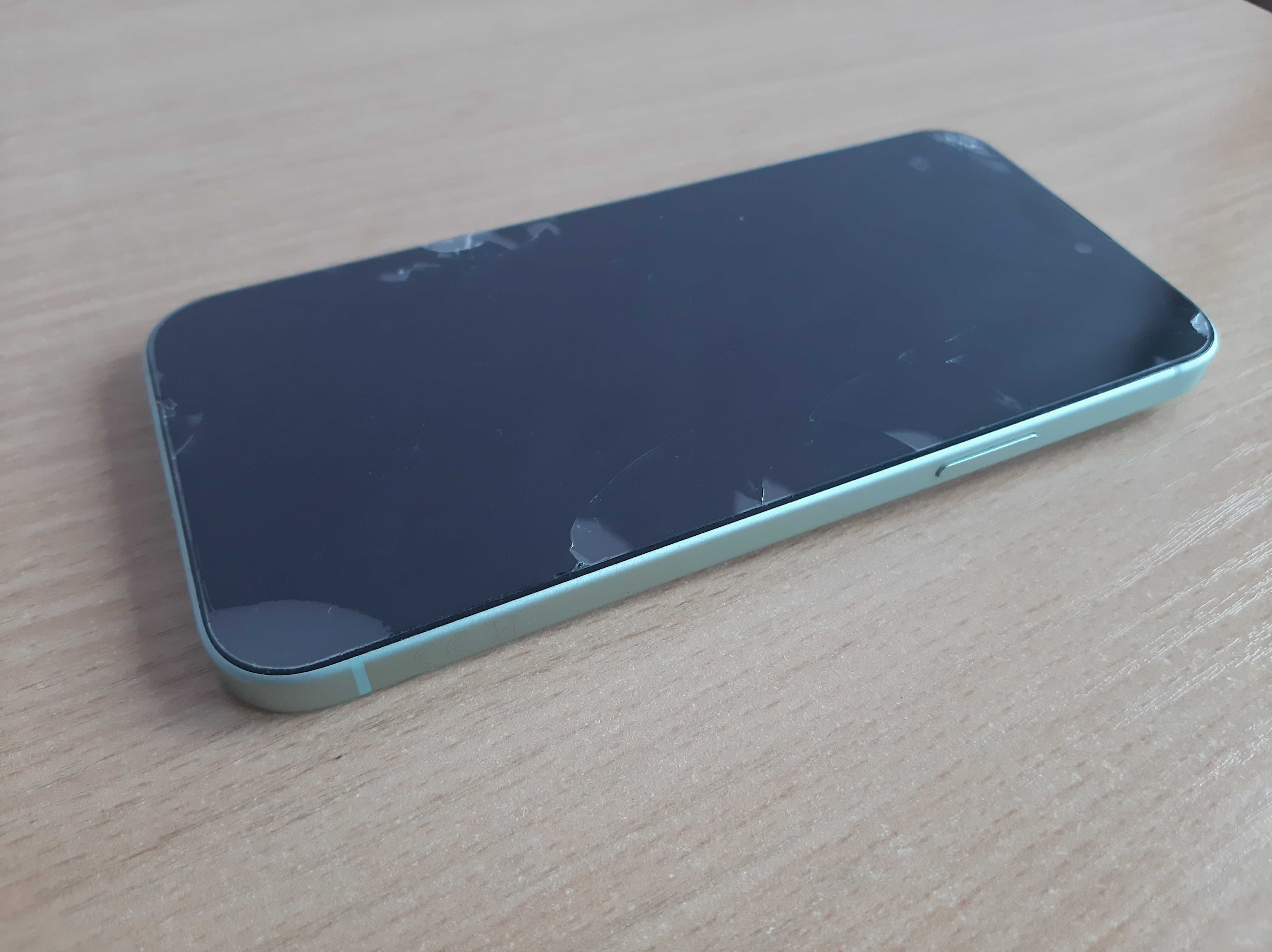 iPhone 15 Plus 256 Gb