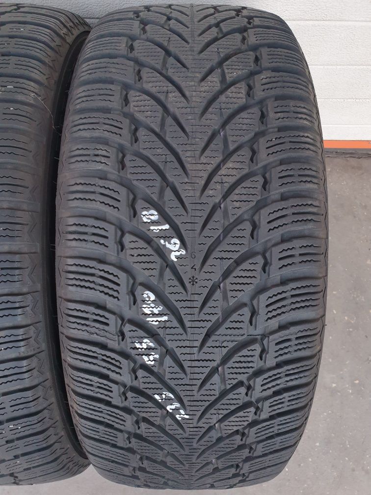 Зимни гуми 4 броя NOKIAN WR Suv4 235 55 R17 дот 3618