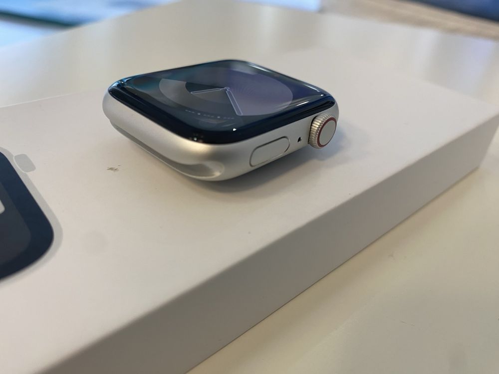 Apple Watch SE 2 44MM GPS+Celluar 100% Батерия