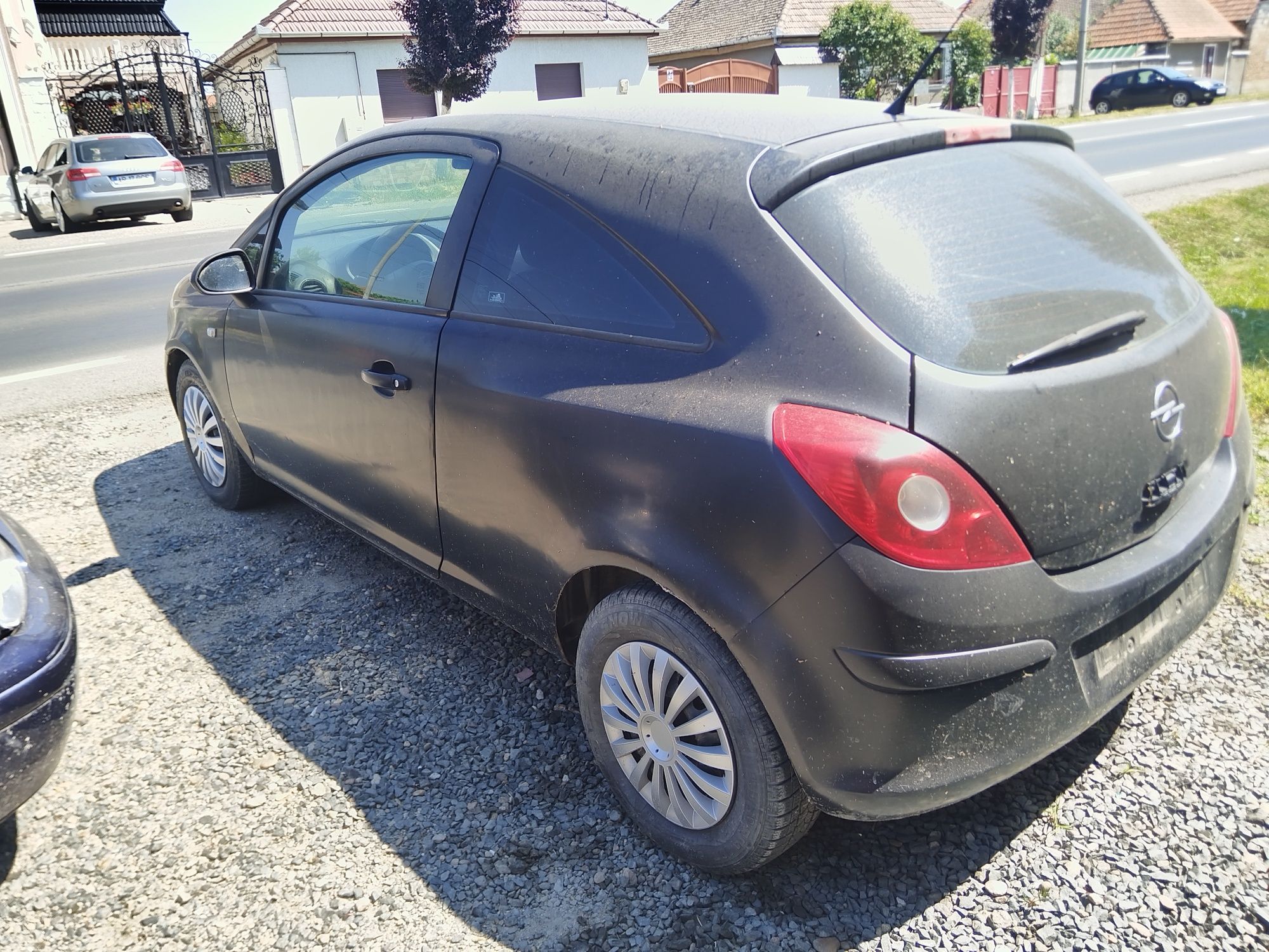 Haion complet Opel Corsa D ( 2 usi ) An 2005-2010