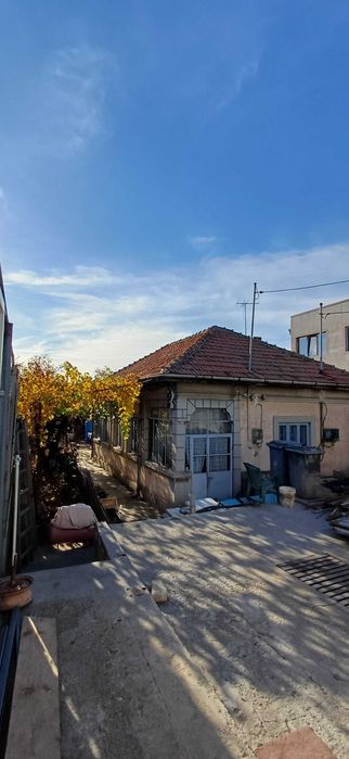 Casa cu teren str Raului nr 146